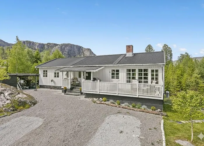 Appartamento Large And Spacious Detached House